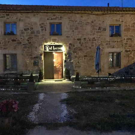 El Herrero Casa Rural Country house Herreros